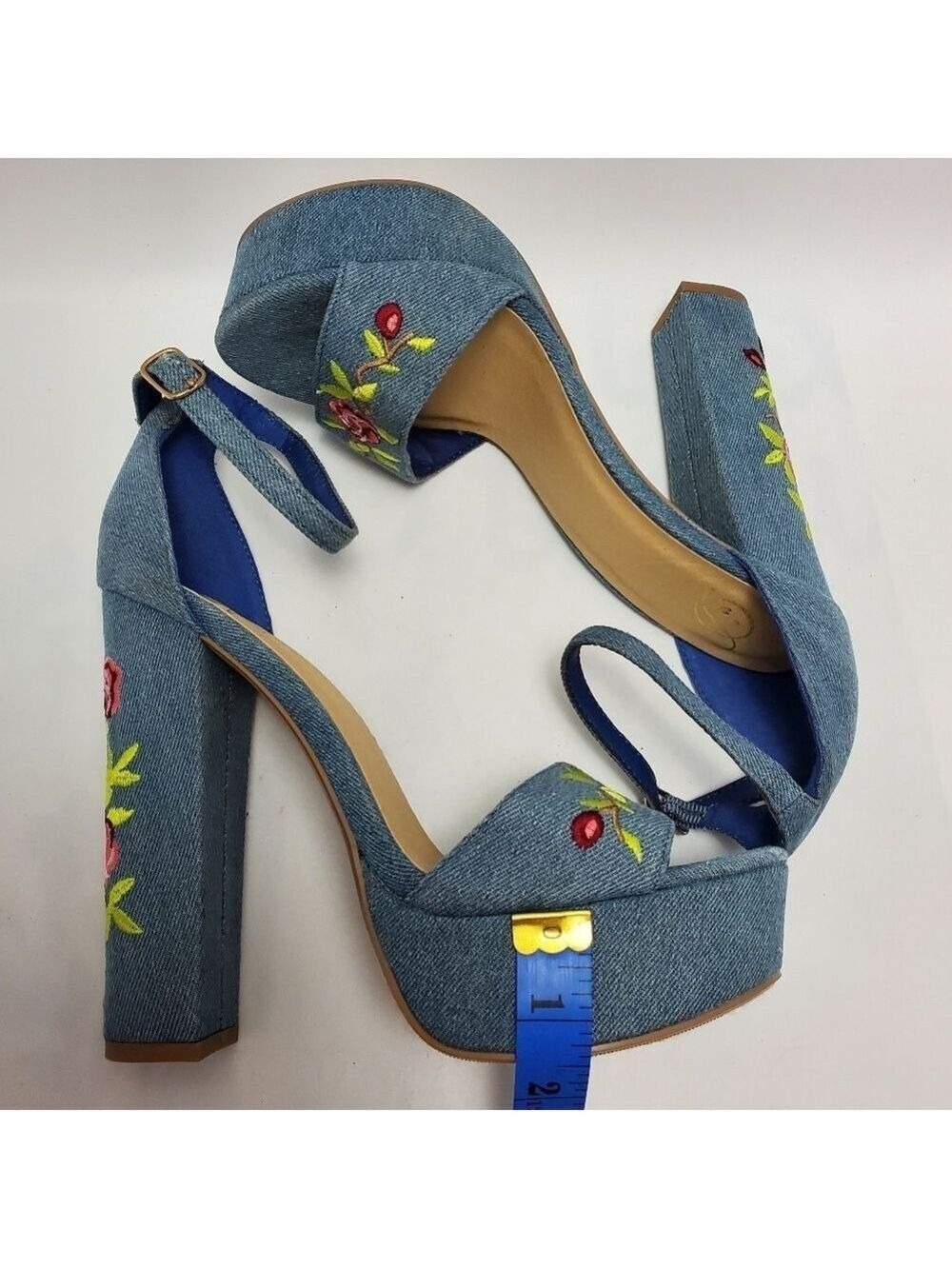 Heart in D Blue Denim Floral Embroidered Platform Heels Sandals Size 8 - Picture 5 of 12